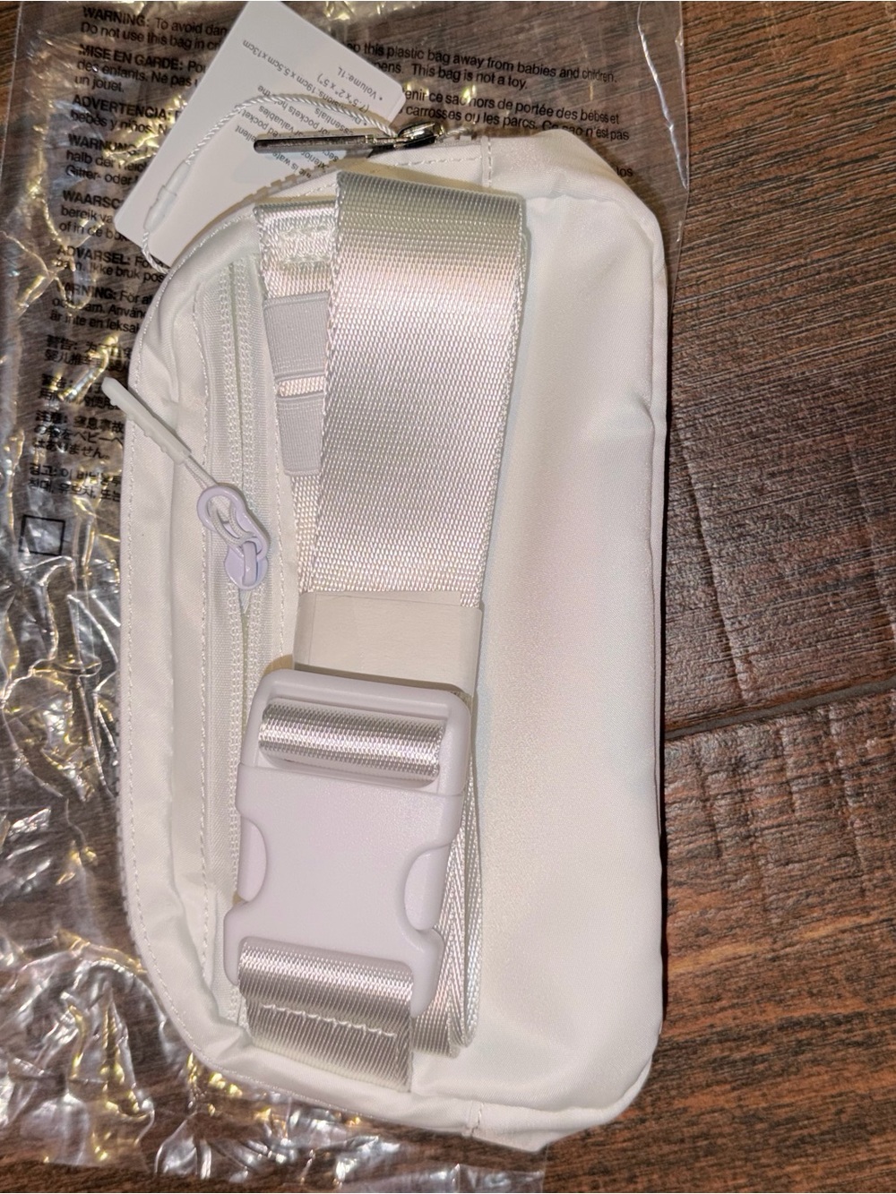 Lulu's White Mini Crossbody Belt Bag
